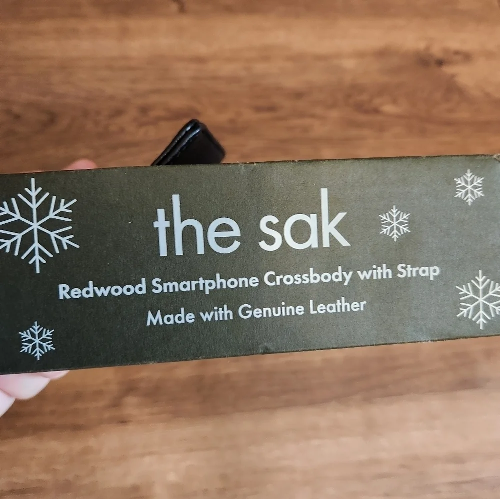 The Sak Redwood Smartphone Crossbody with Strap